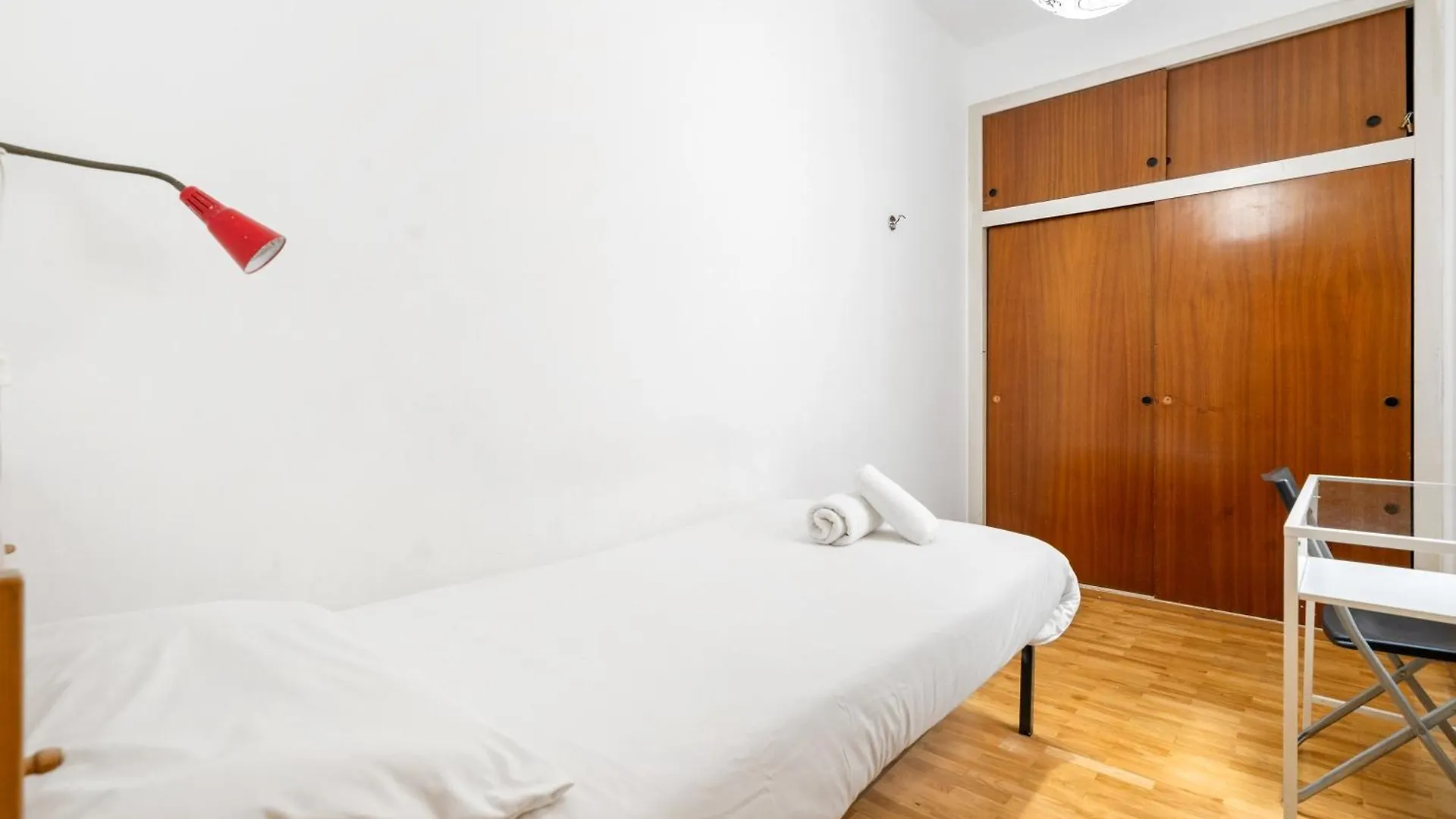Stylish 4Br City View Apt Near Sagrada Familia Barcelona 0*,  Spain