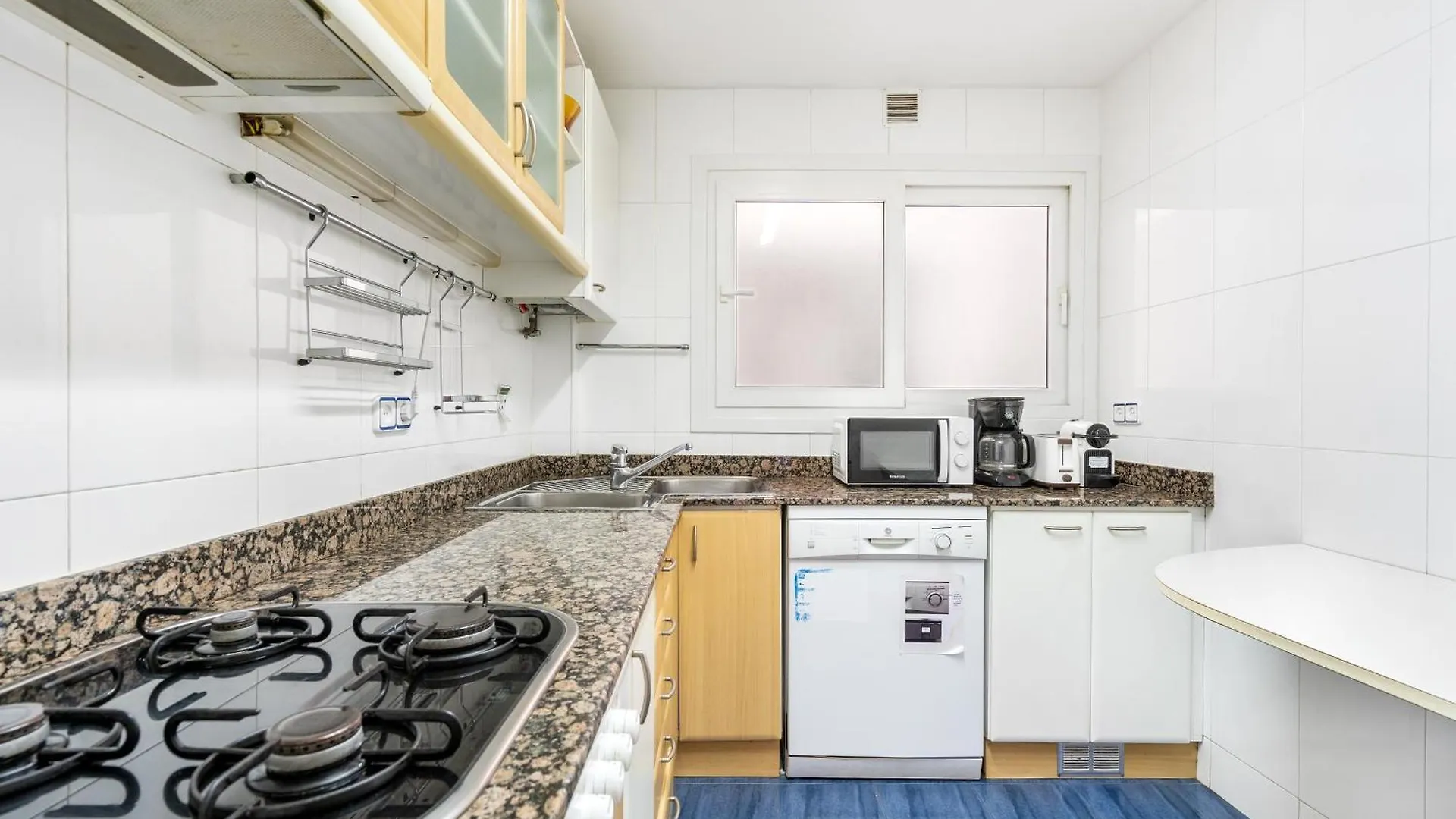 Stylish 4Br City View Apt Near Sagrada Familia Barcelona
