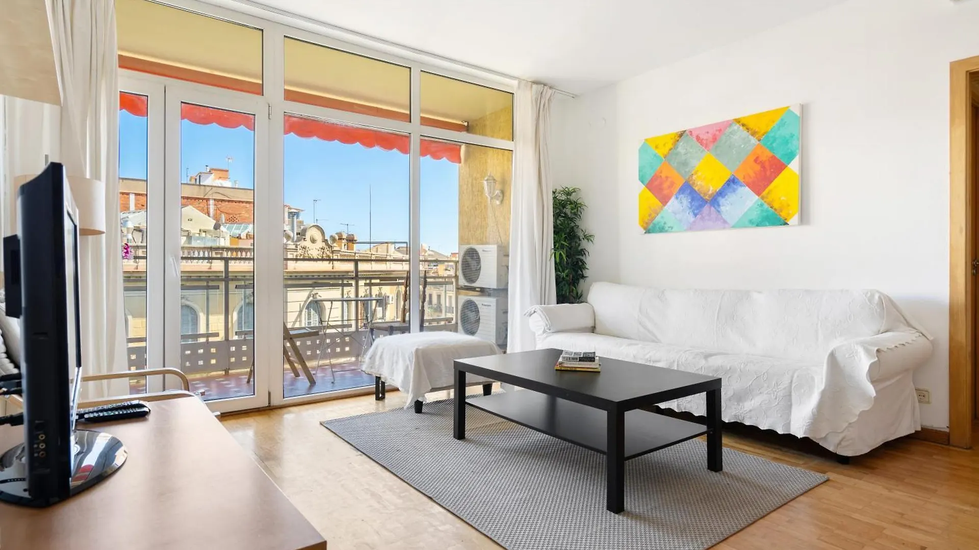Apartment Stylish 4Br City View Apt Near Sagrada Familia Barcelona